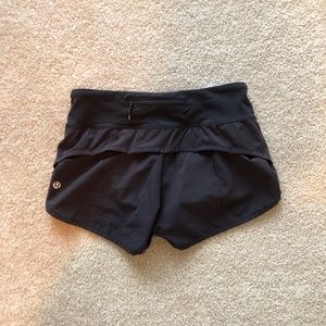 Lululemon short